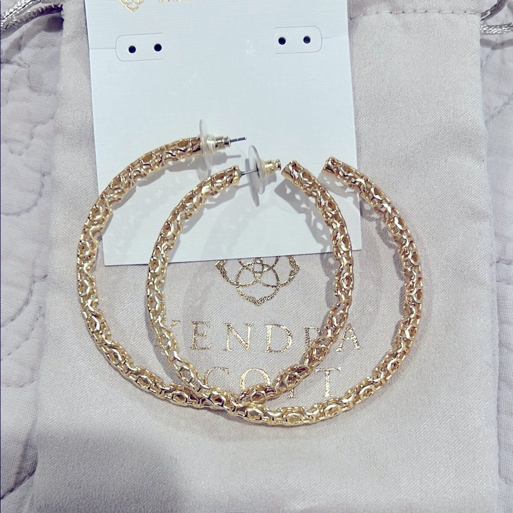 Kendra Scott Maggie gold hoops large
